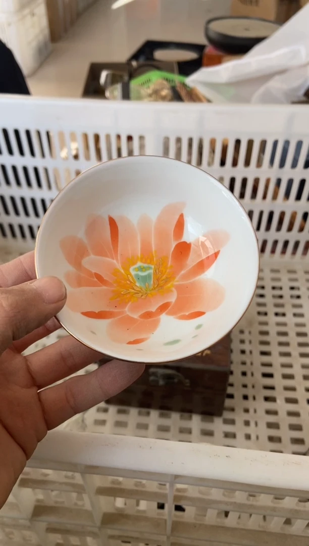 杯子瓷无运费险有瑕疵的摄影的产品有使用过的痕迹有点脏介意勿拍