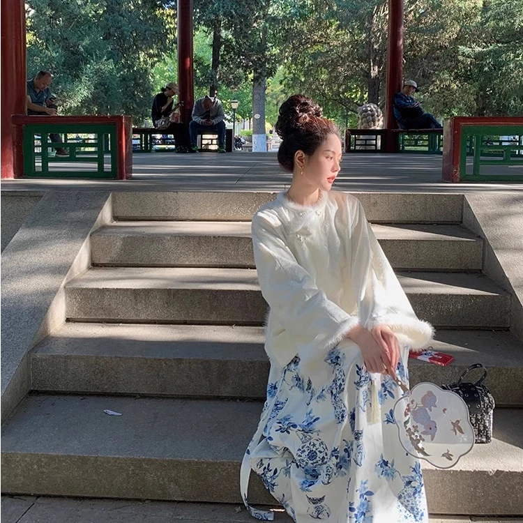 白釉青花 新中式改良汉服马面裙套装国风加绒高级感女装秋