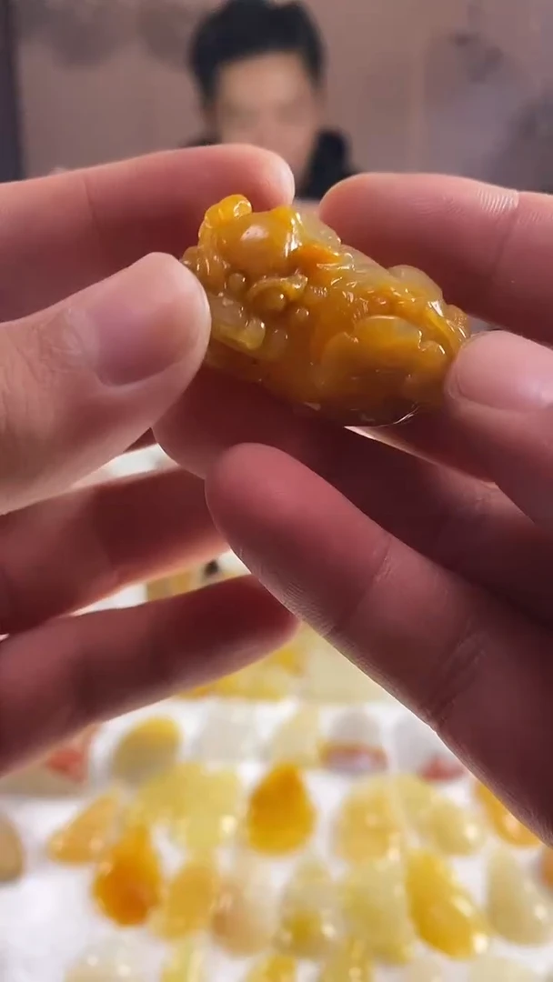 未镶嵌石英质玉吊坠石英质玉精美吊坠