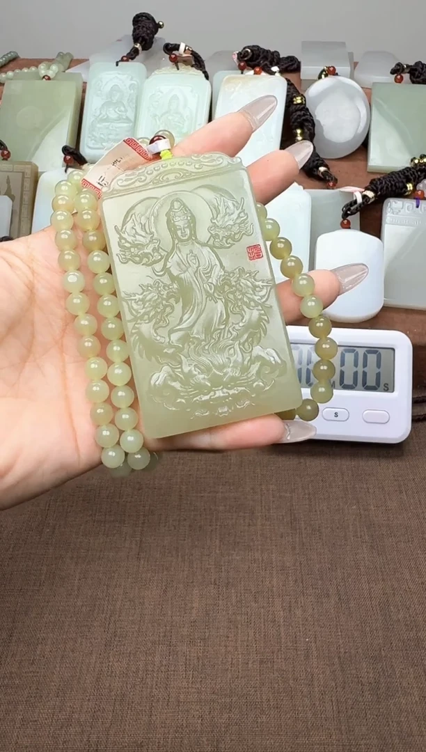 颈饰未镶嵌和田玉1