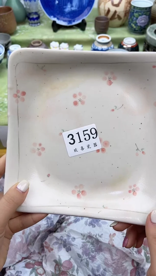 瓷片小***o           3159