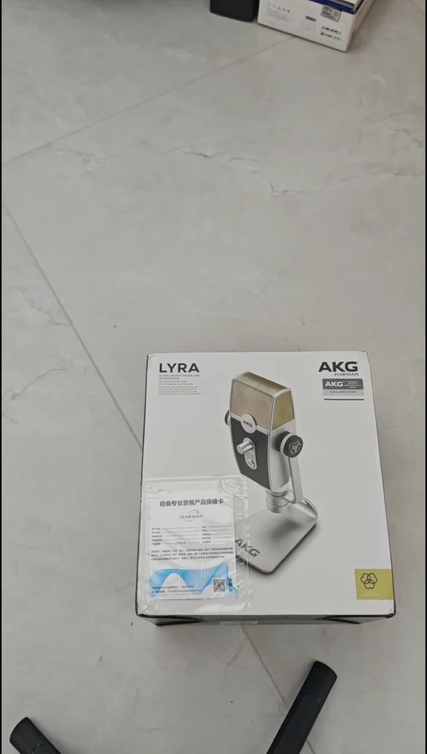 akg  LYRA一个..