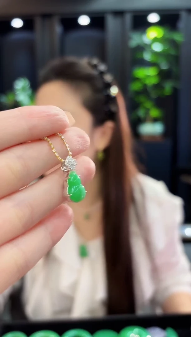 吊坠(不含链)未镶嵌翡翠缅料A货/多样性发货/一件