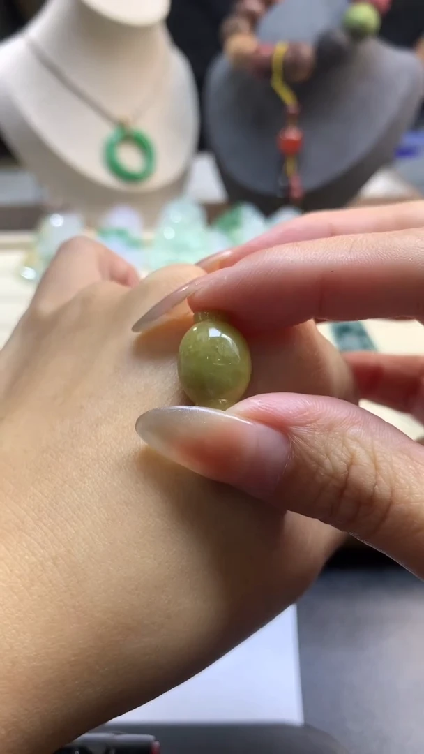 【闪购商品】定制翡翠未镶嵌翡翠