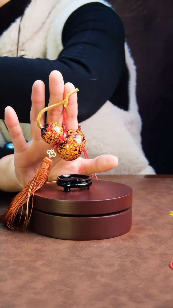 【闪购商品】175直播一物一图大漆酒葫芦送底座送挂绳