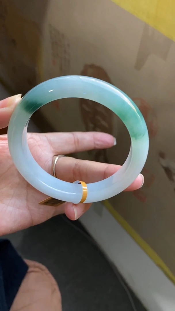 未镶嵌手镯翡翠（巨巨巨推荐）果冻胶两岸青山飘色26号