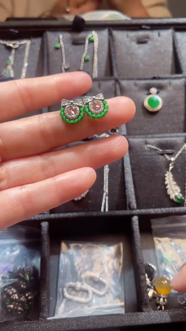 颈饰未镶嵌翡翠天然緬甸翡翠A貨