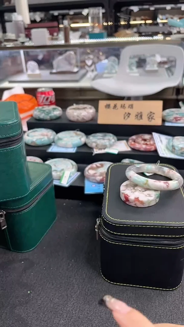 未镶嵌手镯石英质玉瑾圈口（赠品镯心）