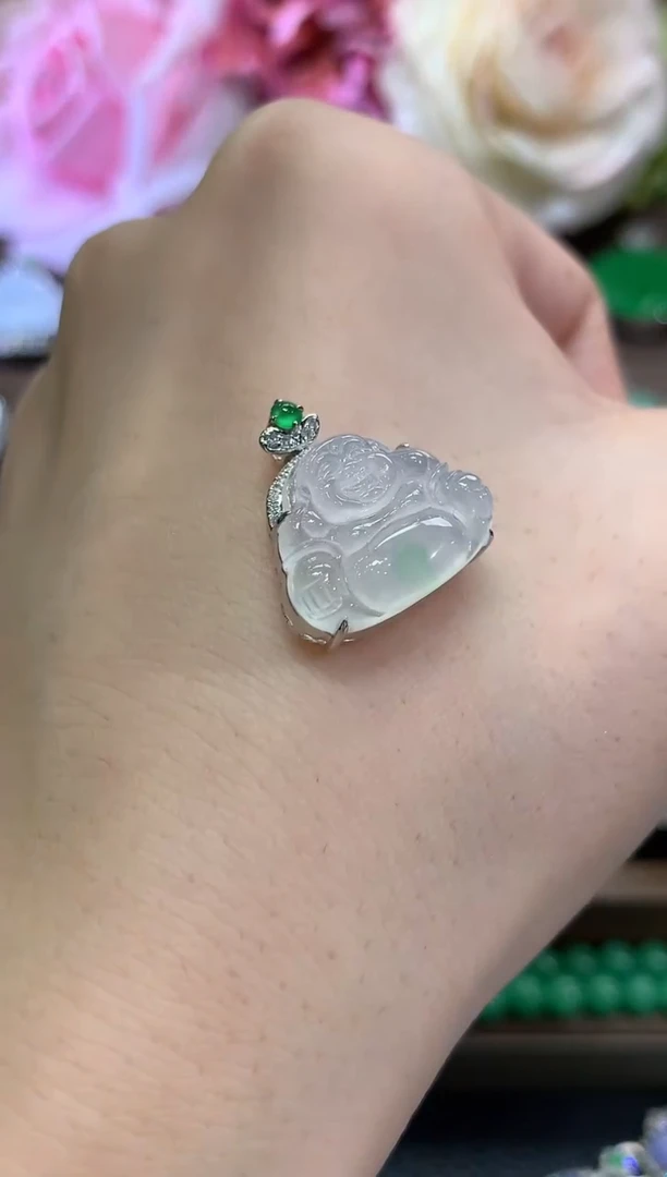 吊坠(不含链)18K金镶嵌翡翠秋日珠宝Q36