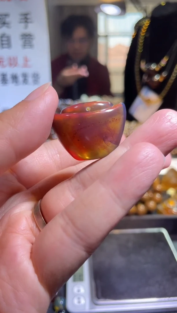 【闪购商品】琥珀裸石未镶嵌灵草珀 元宝