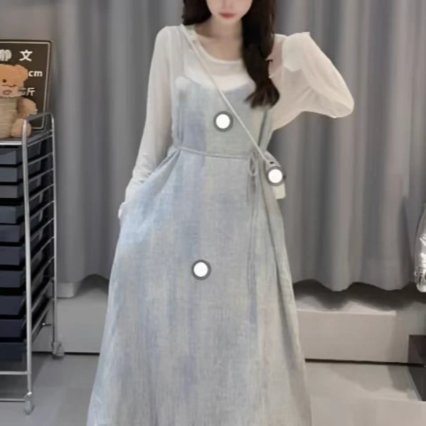 248连衣裙春夏新款小清新白长袖打底衫上衣+蓝色吊带裙套装春8458