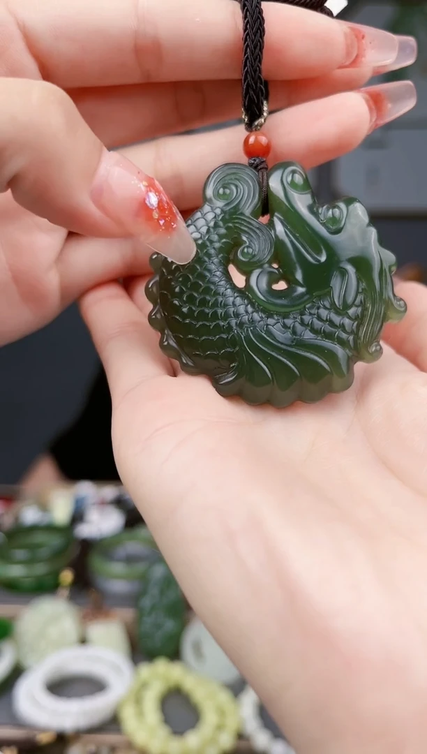 和田玉未镶嵌颈饰多样性发货