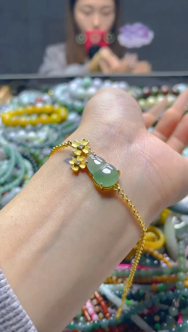 颈饰未镶嵌翡翠/Q/翡翠A货，一件也是批发价