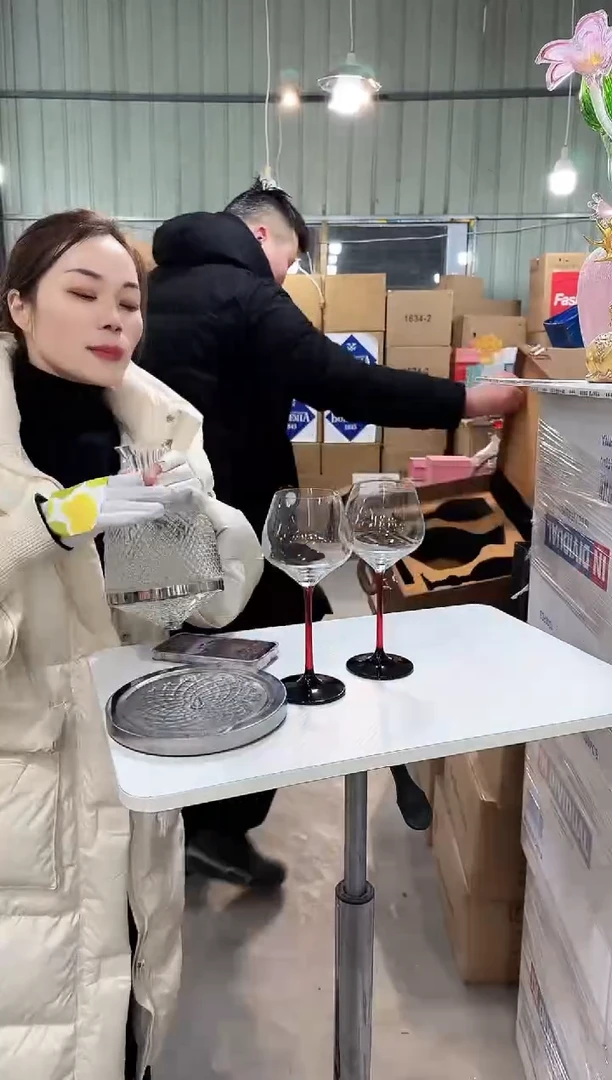 【闪购商品】无铅玻璃悠悠O-花器-66早