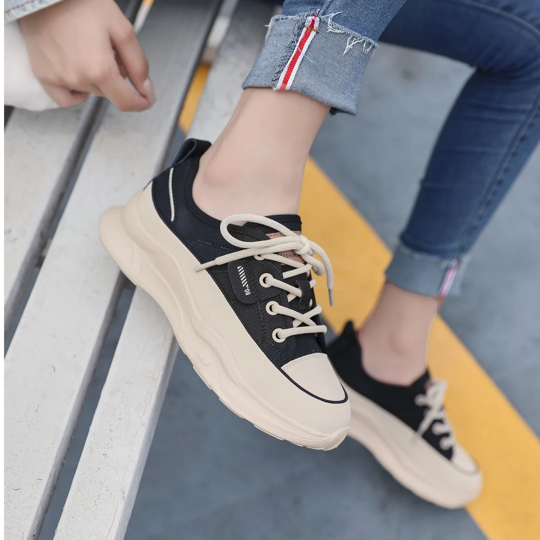 春季新款超轻跑步女鞋软底高弹百搭厚底舒适轻便休闲鞋/dfd20207