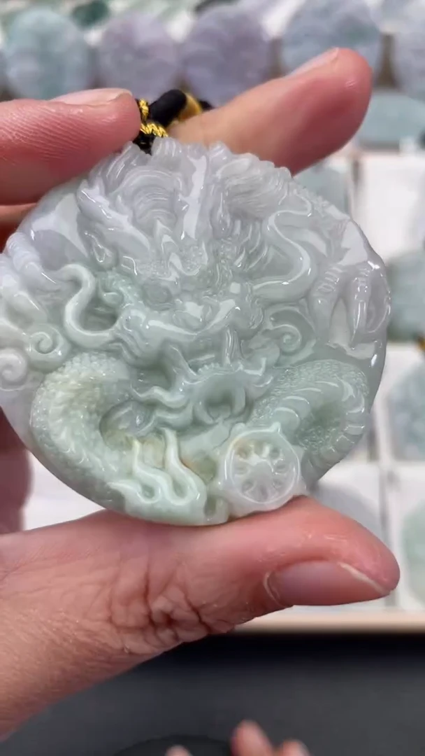 颈饰未镶嵌翡翠天然缅甸翡翠A货351