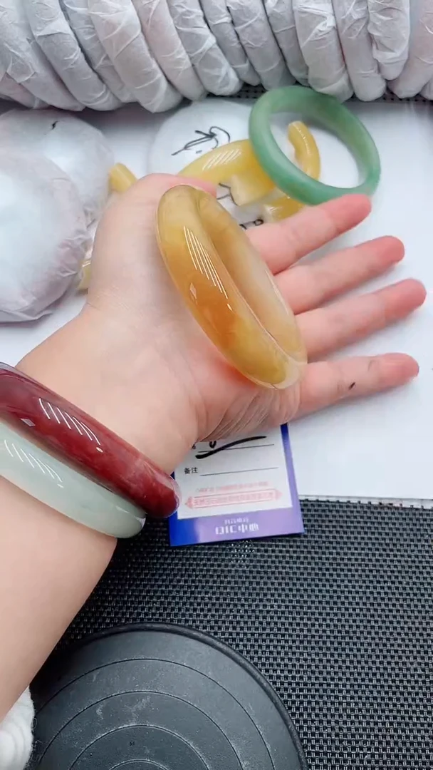 未镶嵌手镯石英质玉166-61-62