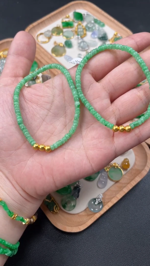 翡翠足金镶嵌套链多样性    发货一条    P455