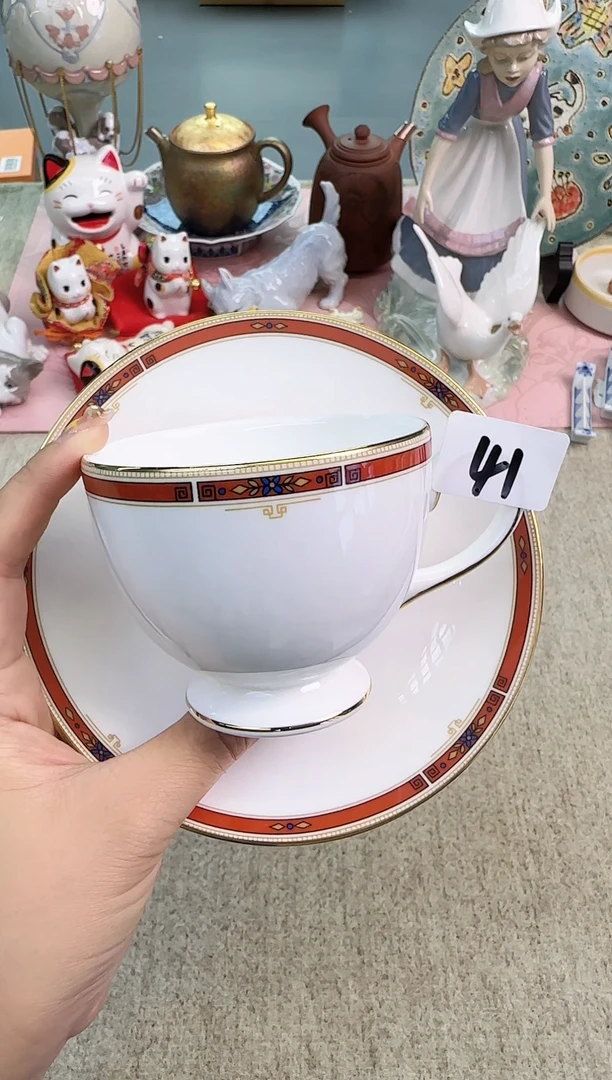 瓷片泡泡家的瓷器真好看
