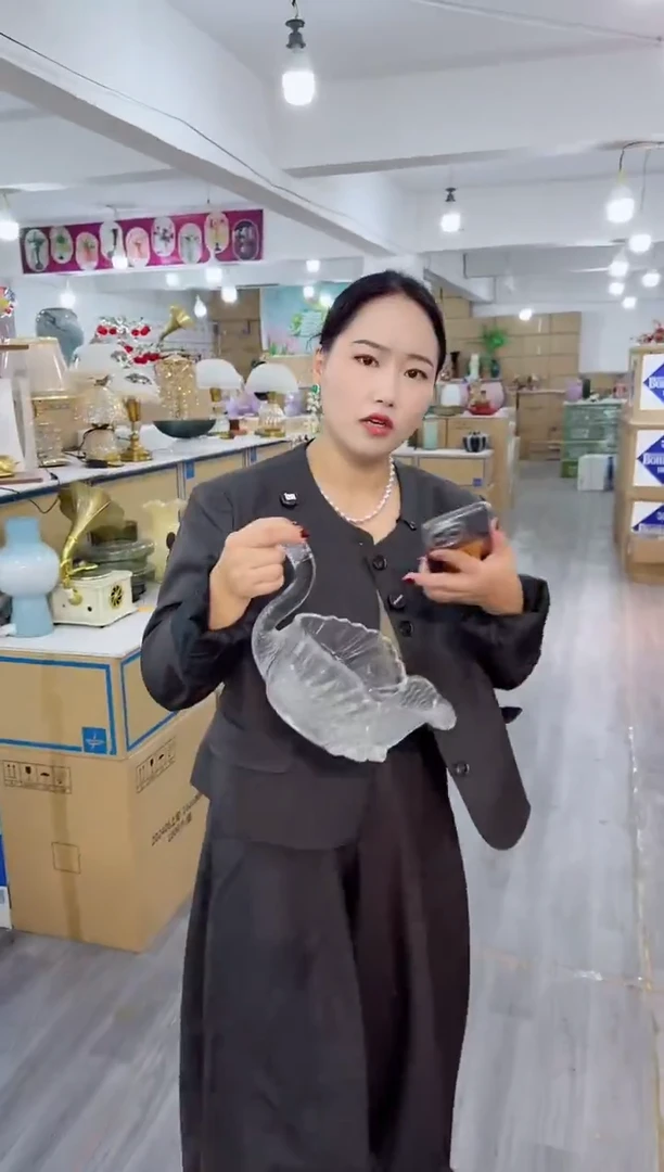 有机玻璃悠然花瓶花器E-早5