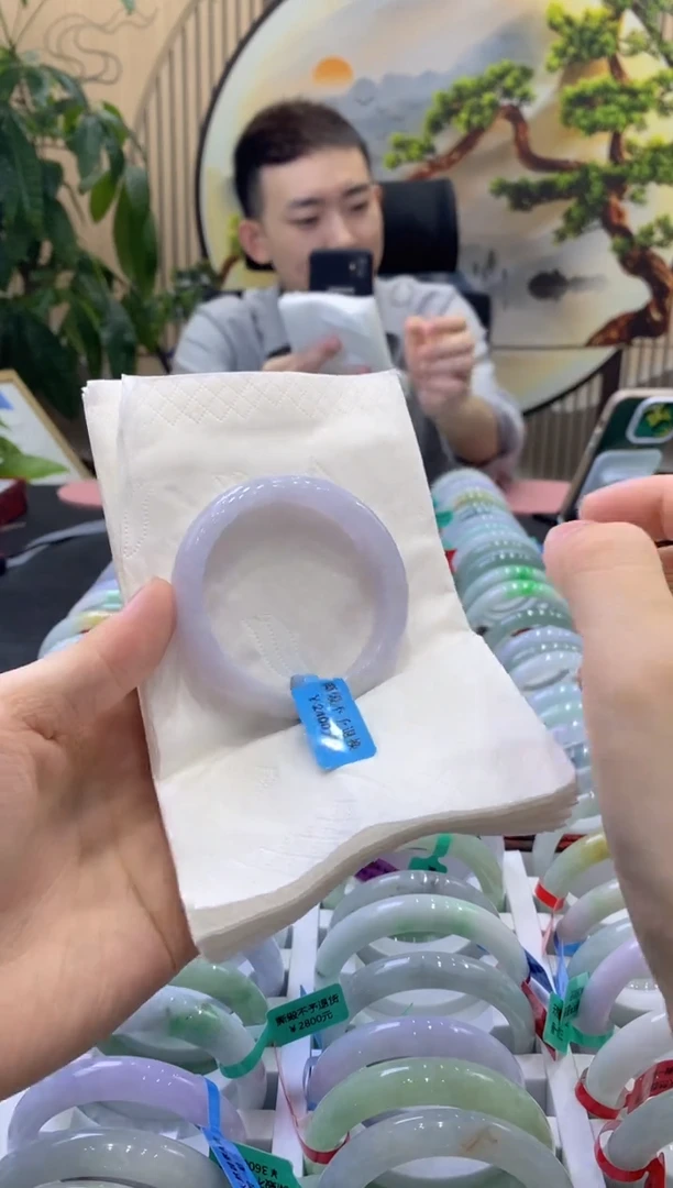 翡翠手镯未镶嵌7806