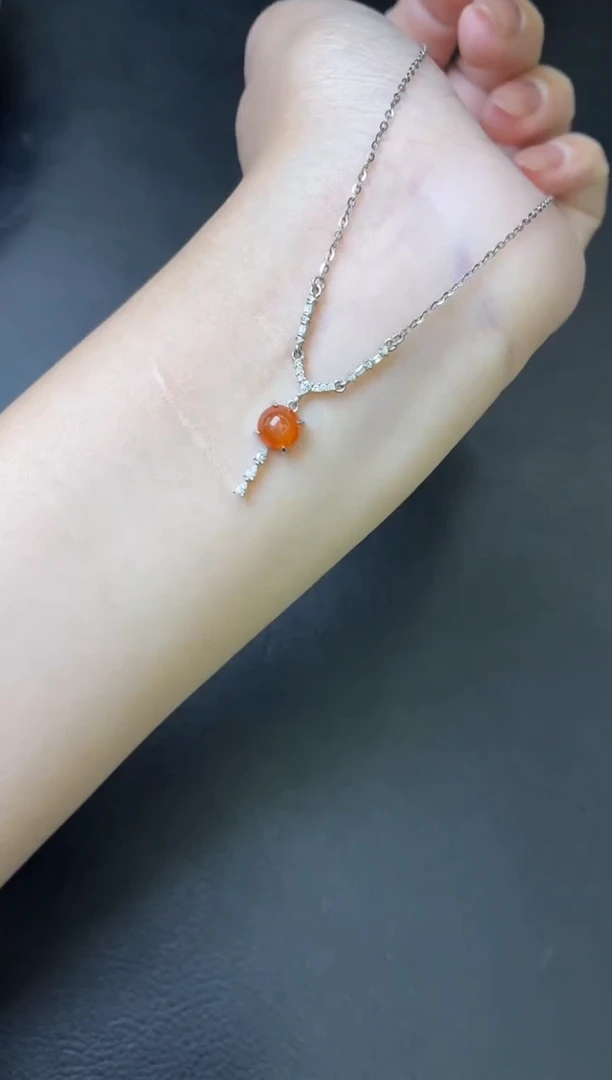 项链银S925镶嵌翡翠吊坠