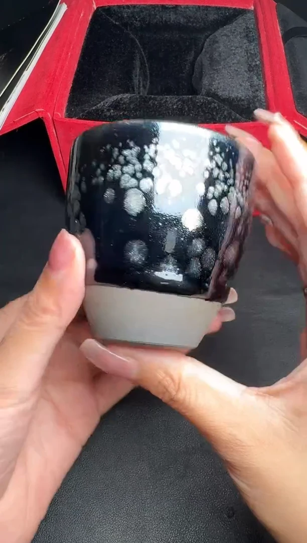 茶盏阙梅娇代表作黑牡丹118