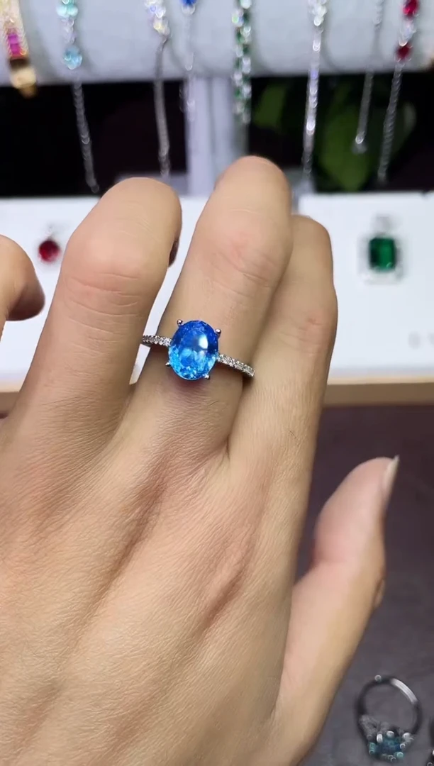 合金合成钻石蓝宝戒指