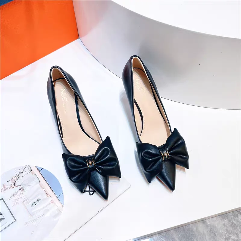 23729《女人味》头层牛皮手工单鞋