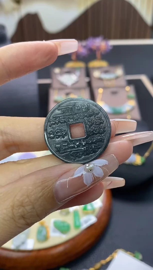 【闪购商品】翡翠颈饰未镶嵌净货12494