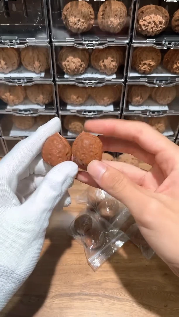 把件文玩核桃秋子小手捻文玩核桃