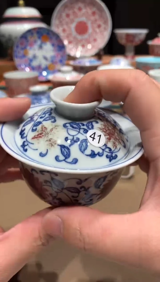 摆件41青花釉里红缠枝莲盖碗额