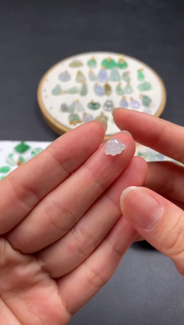 吊坠(不含链)银S925镶嵌翡翠一个JK670