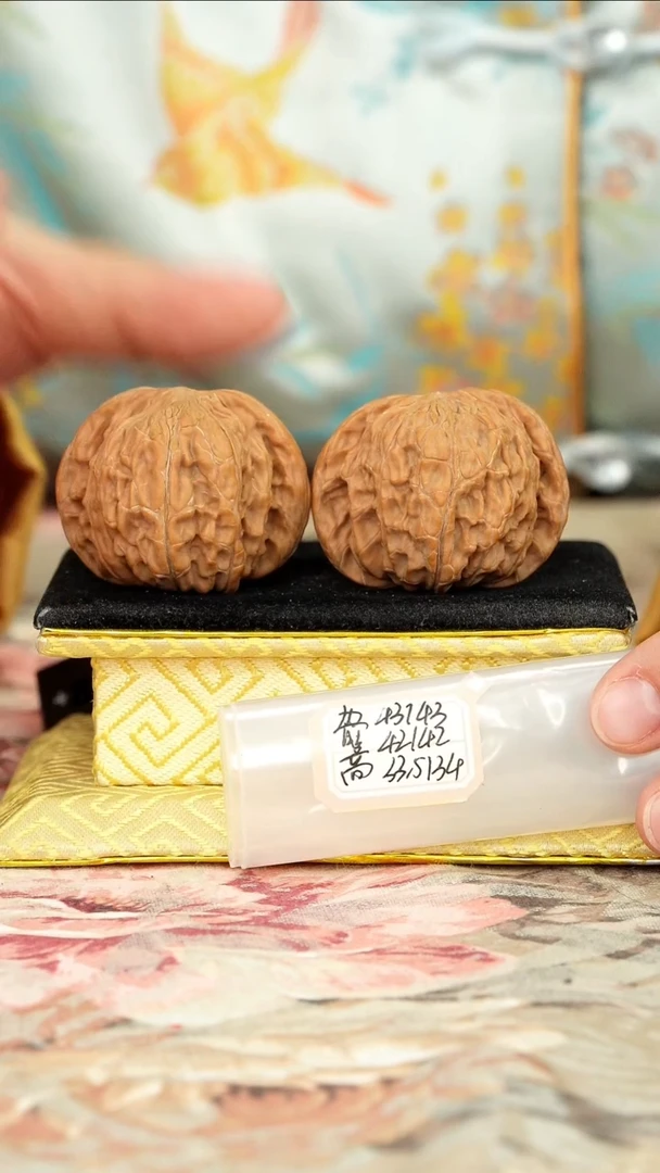 【闪购商品】文玩核桃把件磨盘
