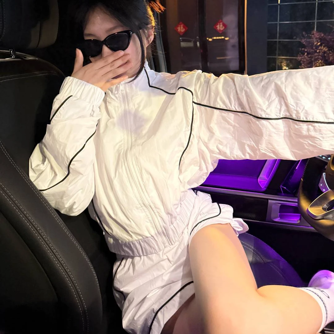 ALO 蕞高版本 专柜同品质 时尚宽松撞色套装