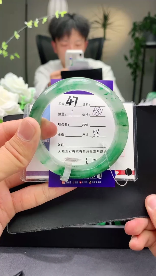 【闪购商品】石英质玉手镯未镶嵌47序号圈口58+