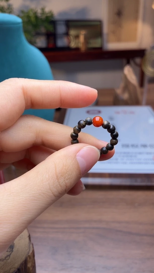 沉香沉香碎屑白棋戒指