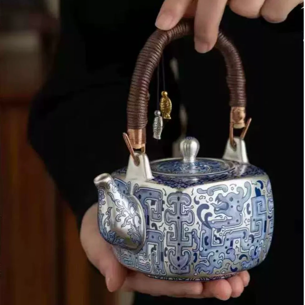 秋香茶具 青花貔貅四方提梁壶瓷胎包银-5097