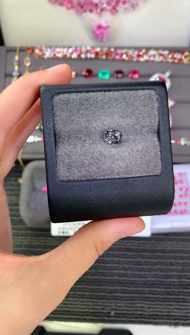 【闪购商品】定制尖晶石裸石未镶嵌八角 金属灰色调 1.85ct