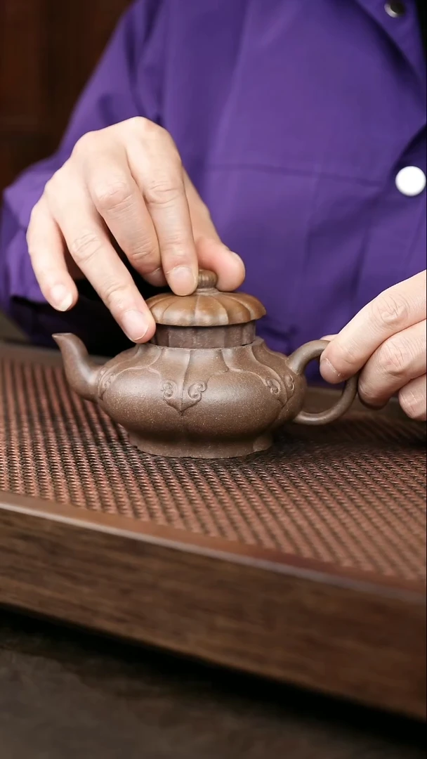 茶壶紫砂岩中泥菱花宫灯+报春杯