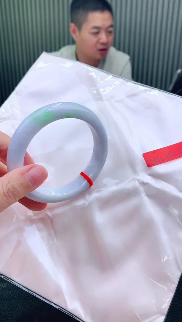 未镶嵌手镯翡翠59