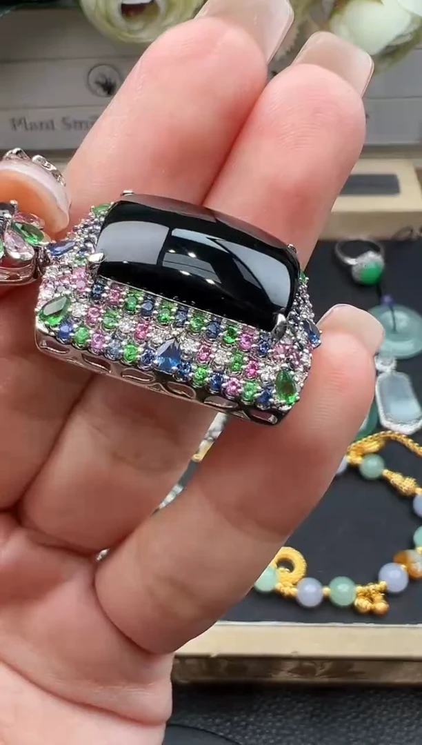 吊坠(不含链)18K金镶嵌翡翠勿拍