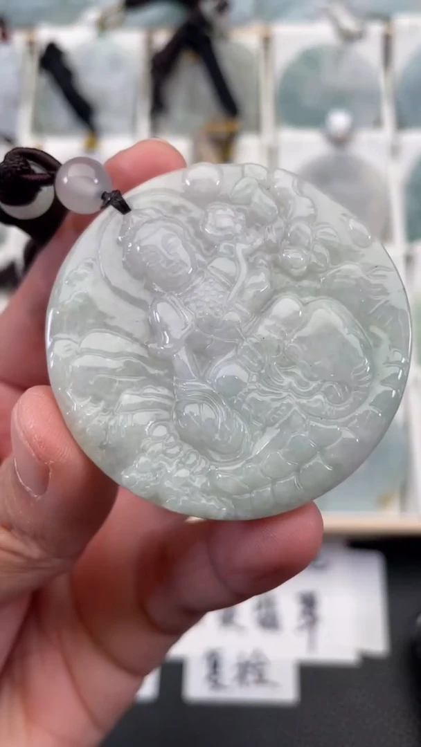 颈饰未镶嵌翡翠天然缅甸翡翠A货246