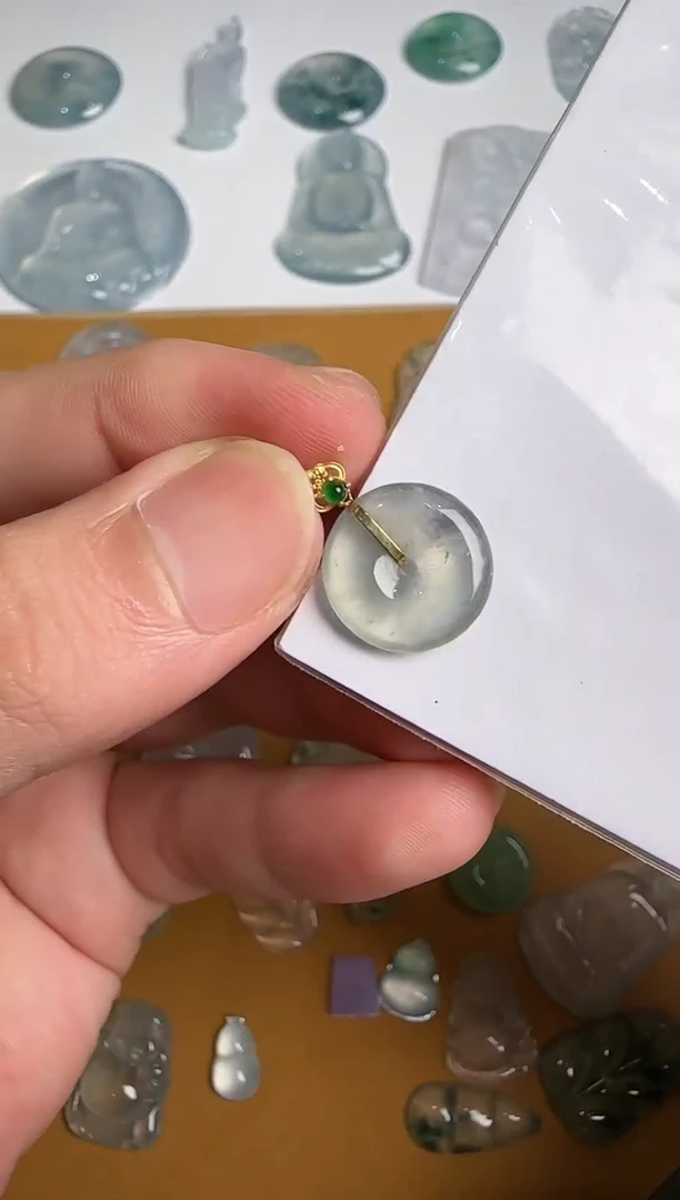 翡翠18K金镶嵌吊坠(不含链)