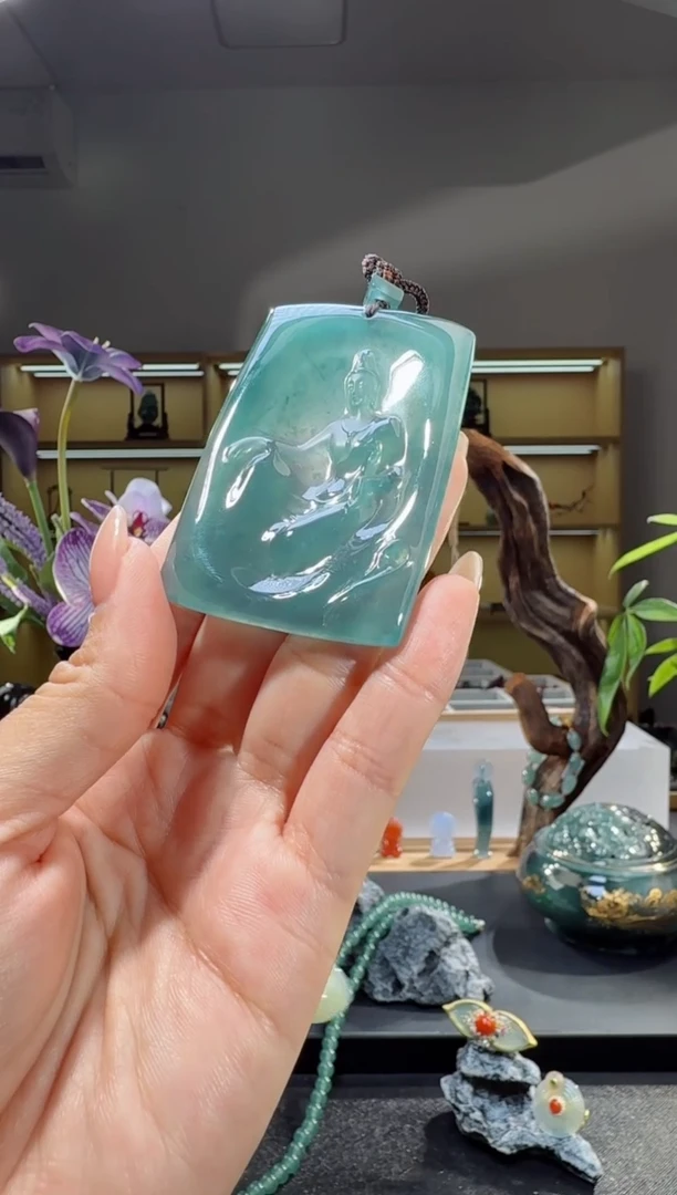 吊坠(不含链)未镶嵌翡翠观音