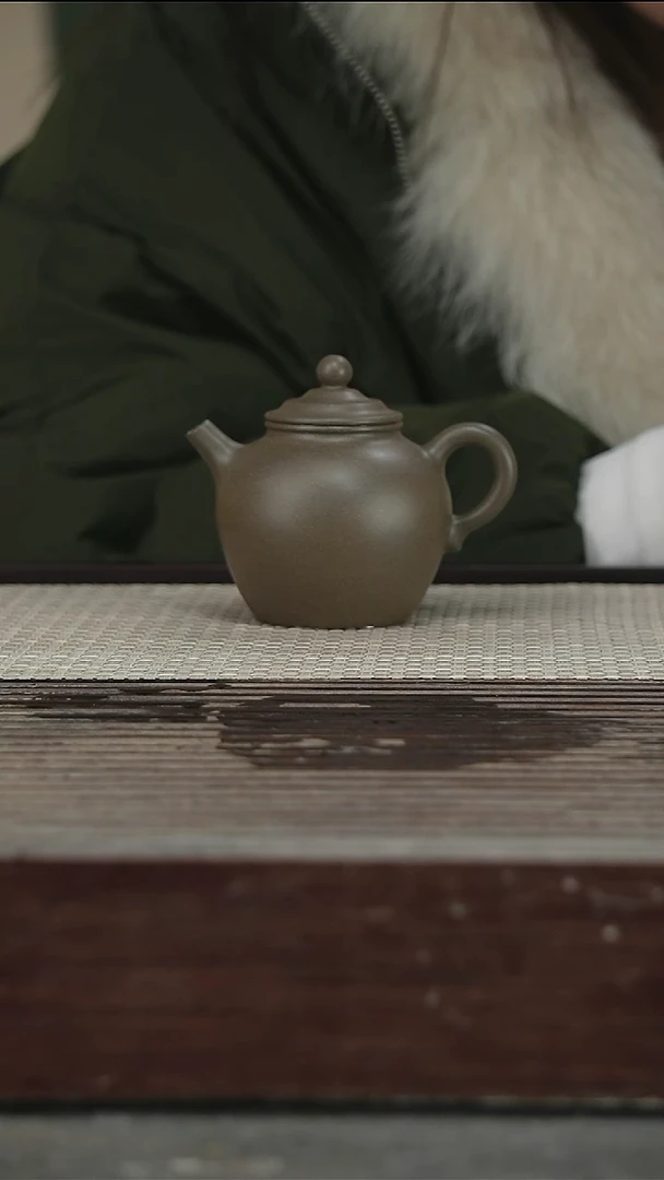茶壶紫砂43号160CC