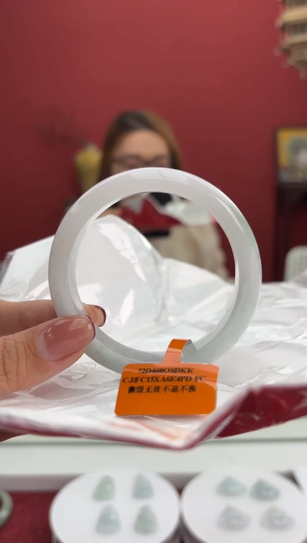 【闪购商品】翡翠手镯未镶嵌4手镯