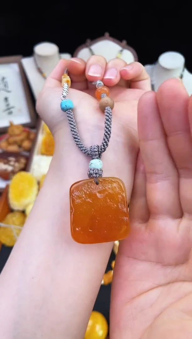 琥珀未镶嵌珠宝奇石柒月