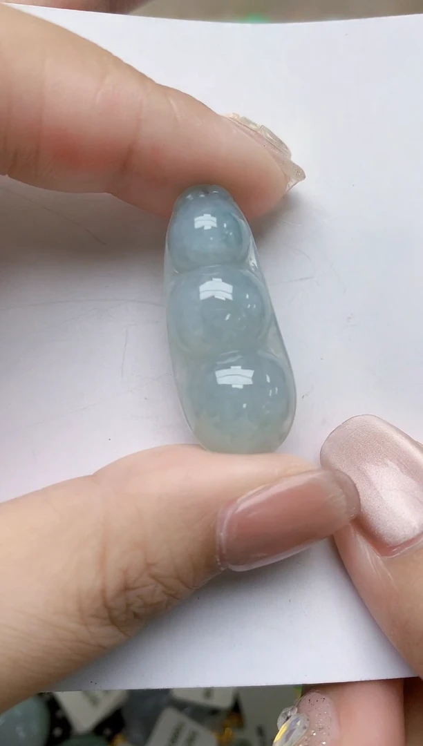 翡翠未镶嵌颈饰天然缅甸A货翡翠