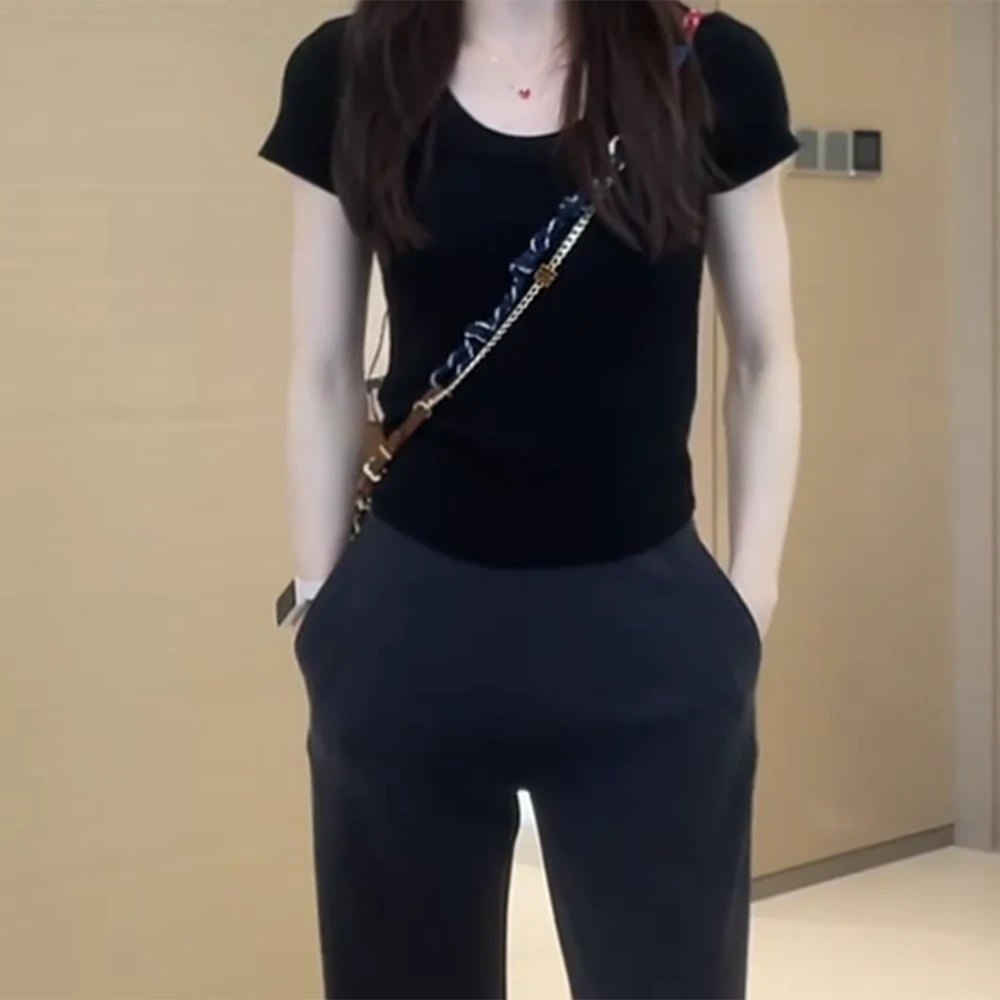 2025圆领运动针织T恤女春夏透气简约休闲百搭短袖时尚洋气